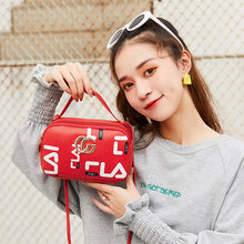 Muatkan imej ke dalam penonton Galeri, 【DPS1688】486-女包包2020年新款字母撞色手提小方包时尚百搭手机包赠品礼品小包
