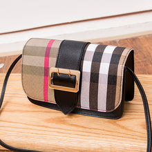 Muat gambar ke penampil Galeri, 【DPS1688】489-女式单肩包2020新款撞色条纹双针扣斜挎小方包时尚百搭手机包现货
