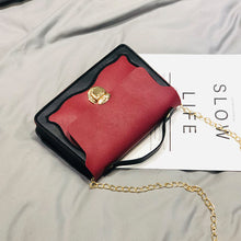 Muat gambar ke penampil Galeri, 【DPS1688】506-女式包包2020新款猫脸撞色锁扣链条手提斜挎小方包时尚休闲手机包
