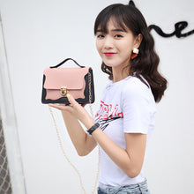 Muat gambar ke penampil Galeri, 【DPS1688】506-女式包包2020新款猫脸撞色锁扣链条手提斜挎小方包时尚休闲手机包
