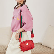 將圖片載入圖庫檢視器 【DPS1688】522-女包2020新款彩带英文印字斜挎小方包时尚休闲手机包赠品礼品小包
