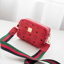 將圖片載入圖庫檢視器 【DPS1688】522-女包2020新款彩带英文印字斜挎小方包时尚休闲手机包赠品礼品小包
