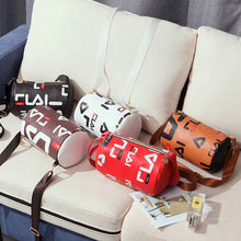Muat gambar ke penampil Galeri, 【DPS1688】540-女士小包包2020新款英文印花圆筒包笔筒包时尚百搭手机包赠品礼品
