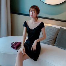 Muat gambar ke penampil Galeri, 【DPS1688】L1398RX-性感连衣裙女夏2020新款气质一字肩短裙气质短袖裙子轻熟风小个子
