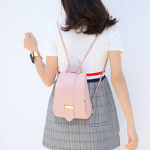 โหลดรูปภาพลงในเครื่องมือใช้ดูของ Gallery 【DPS1688】555-女式包包2020新款大盖头插扣双肩小背包时尚韩版赠品礼品小包现货
