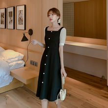 Muat gambar ke penampil Galeri, 【DPS1688】L1466RX-法式复古收腰连衣裙2020夏季新款气质很仙的黑色中长款裙子一字领
