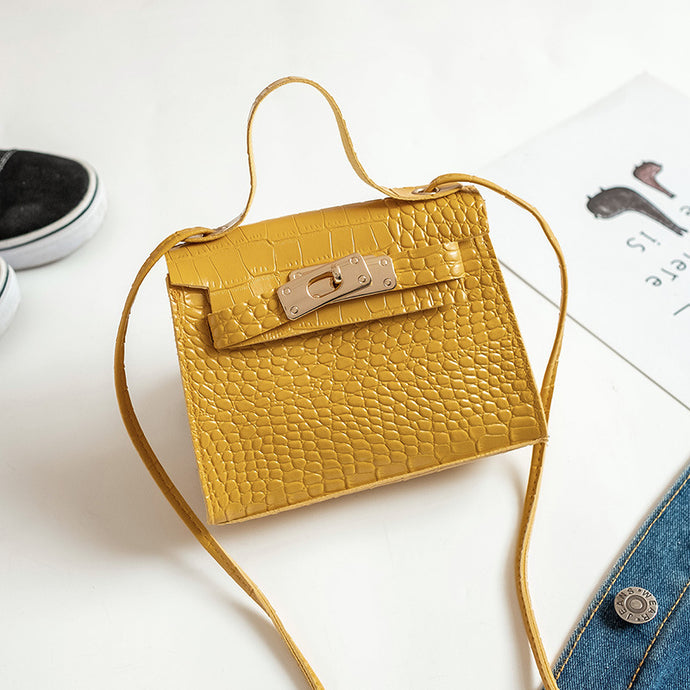 【DPS1688】582-女包2020新款鳄鱼皮锁扣凯莉包小方包时尚韩休闲手机包小包包现货