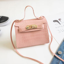 Muat gambar ke penampil Galeri, 【DPS1688】582-女包2020新款鳄鱼皮锁扣凯莉包小方包时尚韩休闲手机包小包包现货
