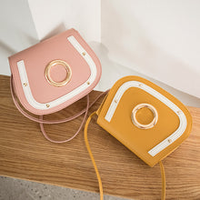 Muat gambar ke penampil Galeri, 【DPS1688】624-女包2020新款铁圈撞色单肩马鞍包时尚休闲手机包学院风现货小包包
