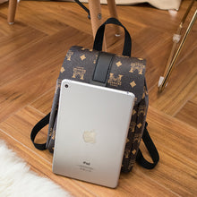 Muat gambar ke penampil Galeri, 【DPS1688】628-女包2020新款印花搭扣抽带小背包时尚休闲手机包赠品礼品双肩包潮
