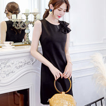 Muatkan imej ke dalam penonton Galeri, 【DPS1688】L521RX-2020春夏新款时尚大码显瘦无袖休闲潮流百搭纯色修身连衣裙
